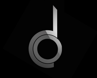 D logo