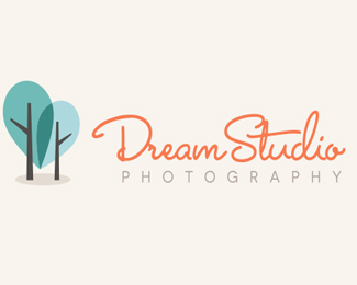 PHOTOGRAPHER LOGO DESIGN